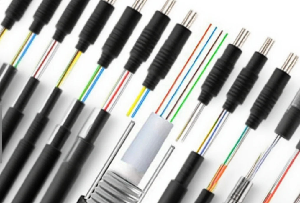24AWG Network Sheath LAN Cable ระยะยาว 4P โครงสร้างคู่บิด STP / UTP แบบสาย