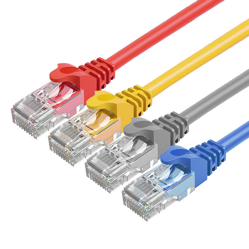 ขั้วต่อ RJ45 ในร่มสีที่กำหนดเองสายแพทช์ Cat6 แจ็คเก็ต PVC ทองแดง